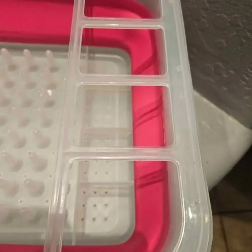 Collapsible Pink Dish Strainer 14